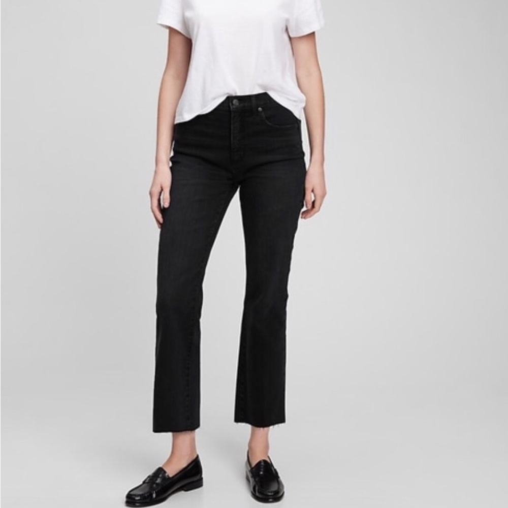 Gap Kick Fit High Rise Frayed Hem Black Jeans EUC